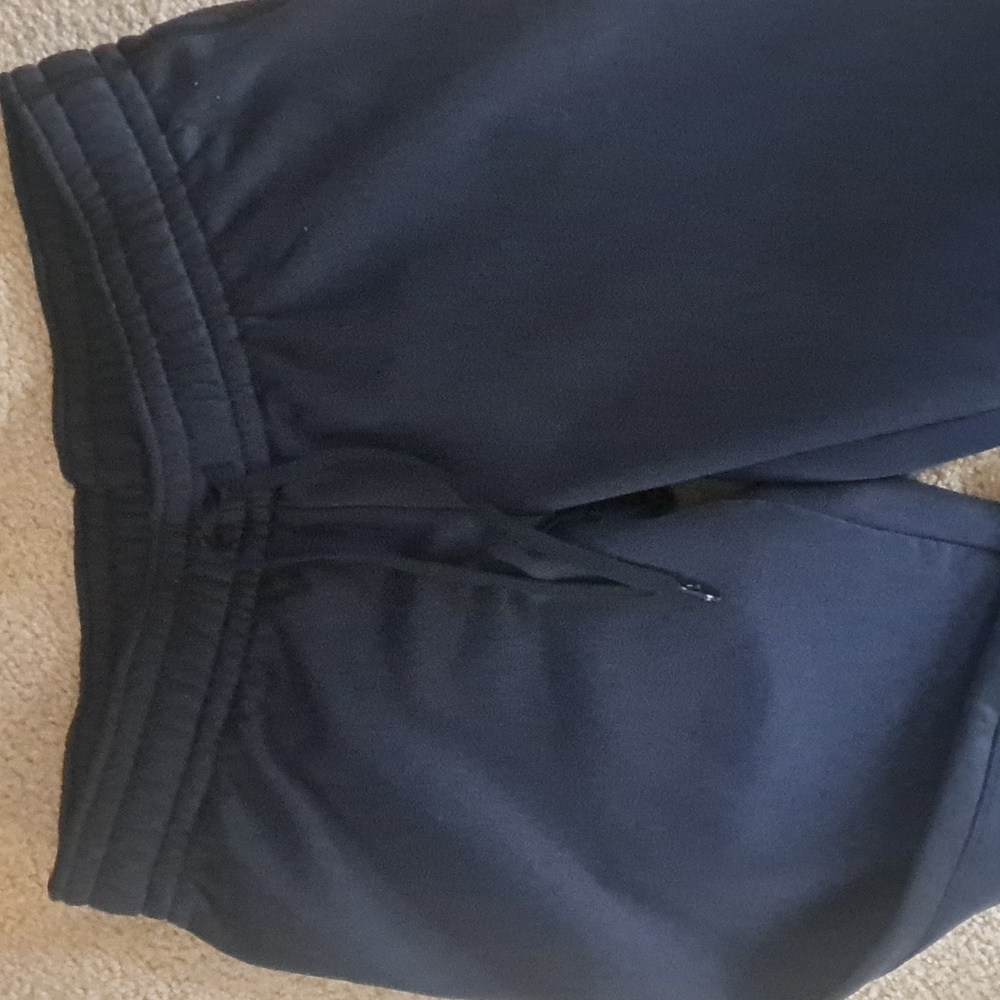 LARGE UNDER ARMOUR STORM COLD GEAR DRAWSTRING PAN… - image 2